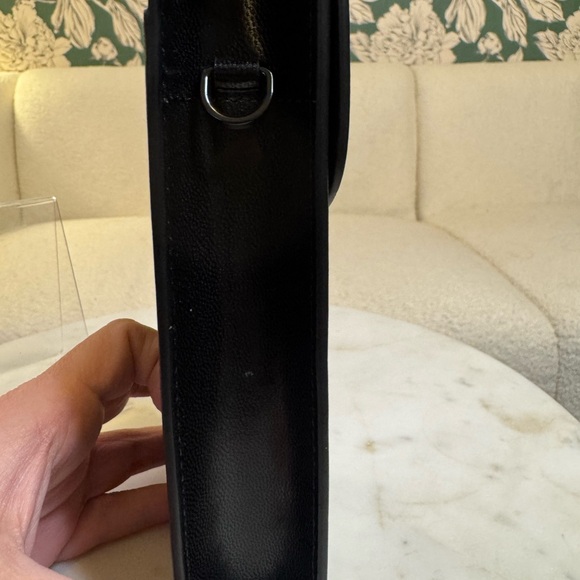 Valentino Limited Edition Sunglasses with Crossbody Bag, Full Inclusion - Picture 8 of 16